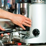 Quer comprar uma máquina de café expresso? Confira esse guia!